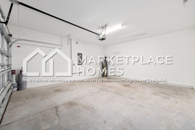 Building Photo - 5428 SW 44th Ct Rd