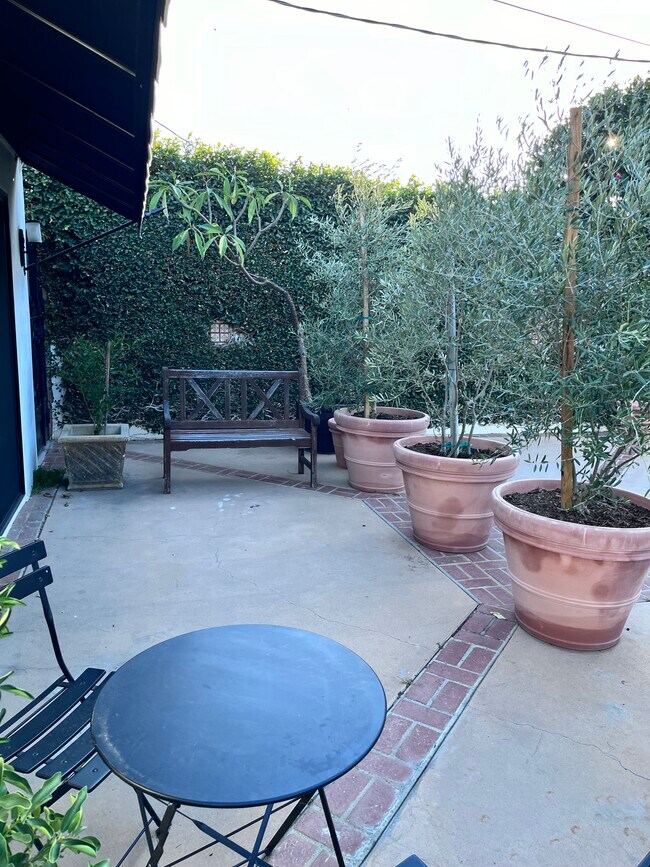 Patio - 12131 Huston St