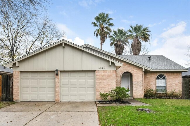 Primary Photo - 6527 La Violetta Dr