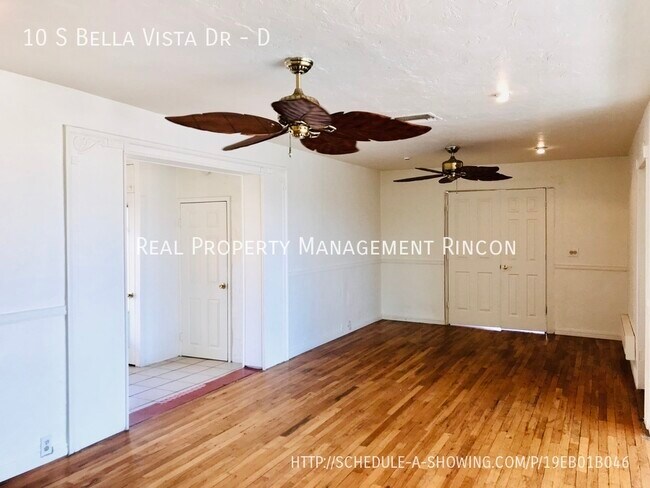 Building Photo - 10 S Bella Vista Dr