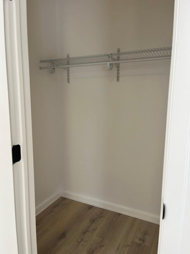 Building Photo - 480 NW 20th St