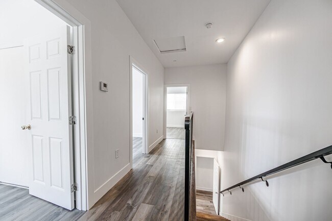 Building Photo - Spacious 4-Bedroom, 3-Bath Home – Modern Upgrades & Parking Included