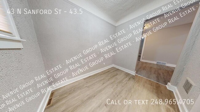 Building Photo - 43 N Sanford St