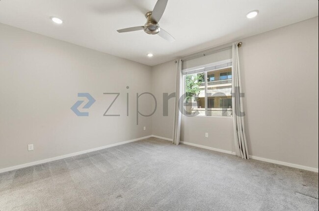 Building Photo - 250 W Queen Creek Rd