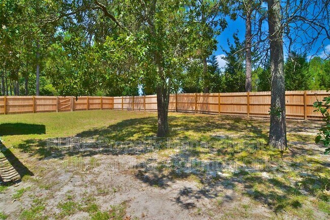 Building Photo - 517 Sparkleberry Ln