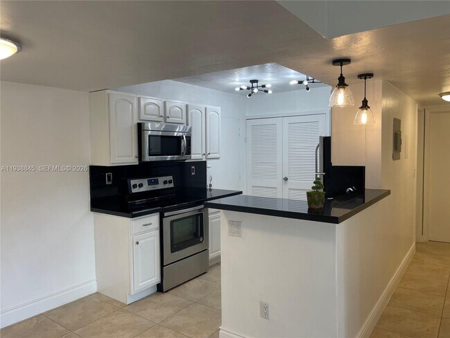 Building Photo - 7483 SW 82nd St