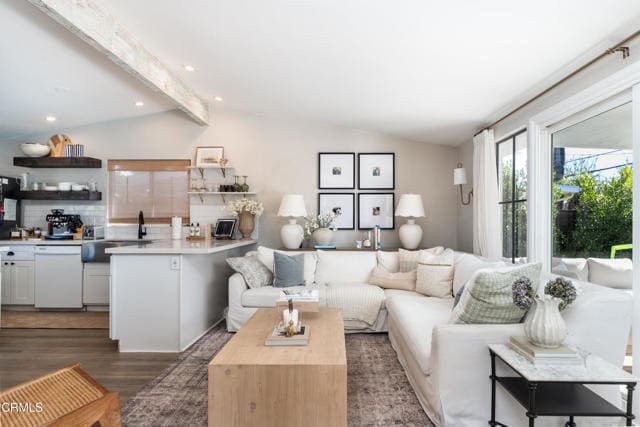 Building Photo - 2960 Royal Oaks Dr