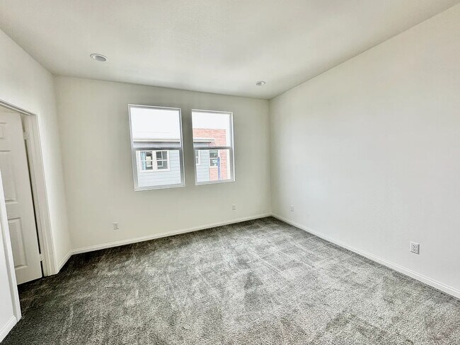 Building Photo - 27104 White Sage Ct
