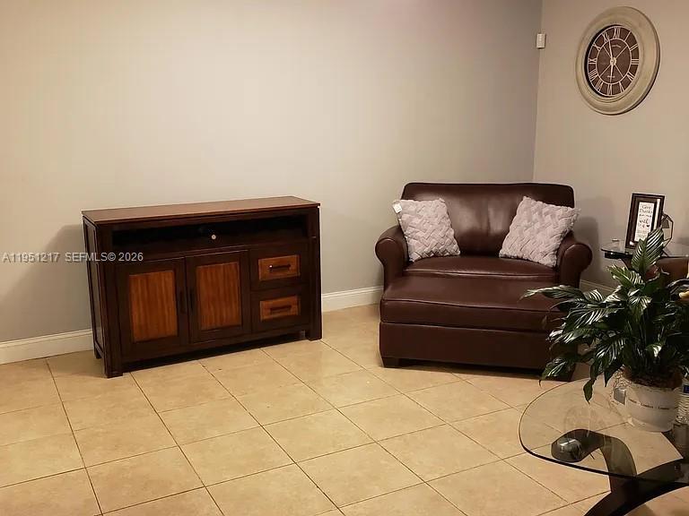 Building Photo - 1100 Salzedo St