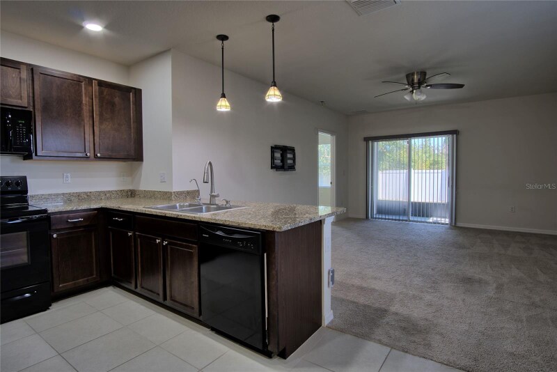 Building Photo - 117 Lacewing Pl