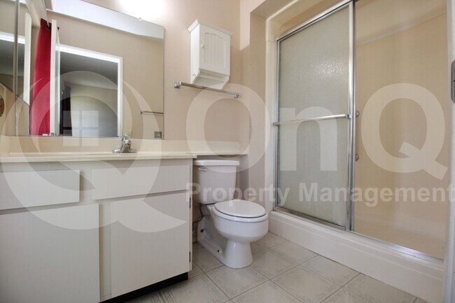 Building Photo - 10733 W Loma Blanca Dr