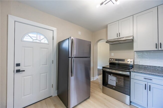 Building Photo - 2020 Frankella Ave