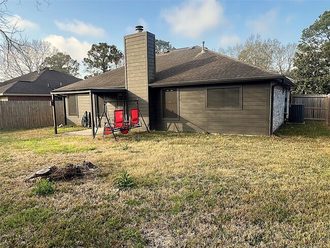 Building Photo - 3027 Sandpiper St