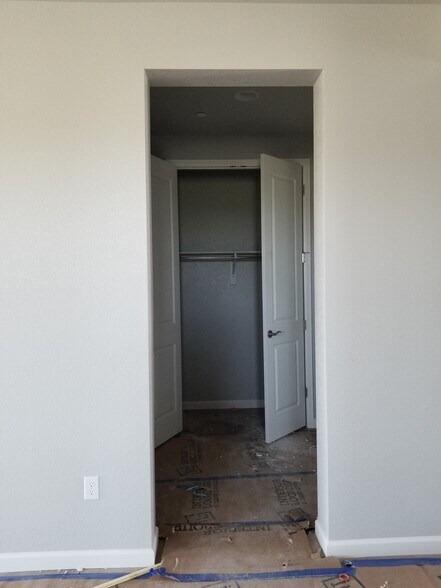 Building Photo - 412 w 128th place