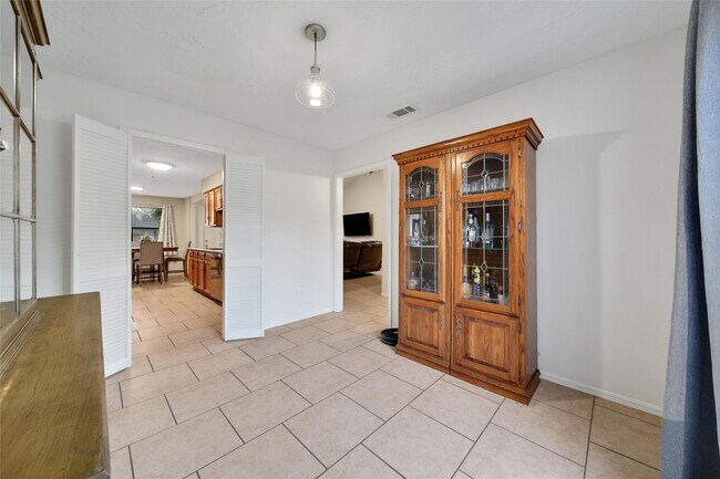 Building Photo - 31723 Ironwood Dr