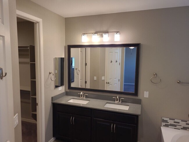 Building Photo - Exceptional Cooley Station Rental: 3-Bed, 2-Bath Home with Office/Den, Gourmet Kitchen, and Commu...