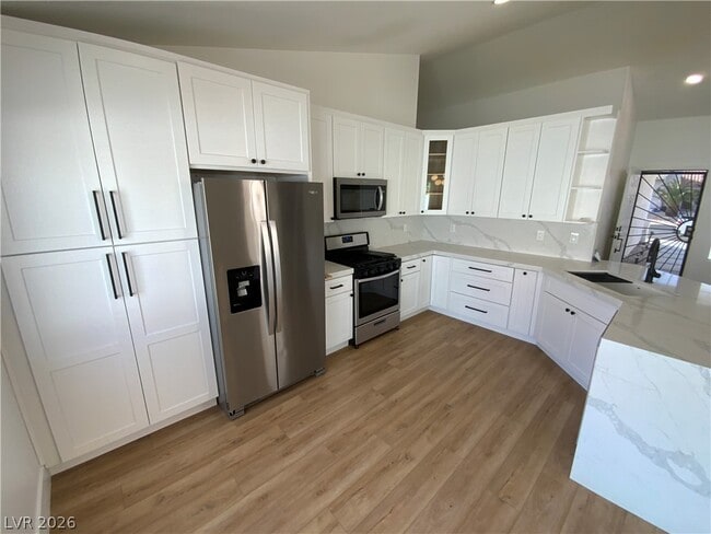 Building Photo - 679 Scenic Tierra Ln