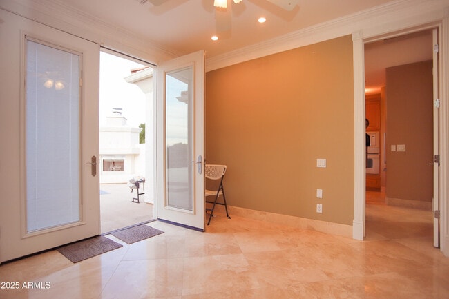 Building Photo - 3306 E Jaeger Cir