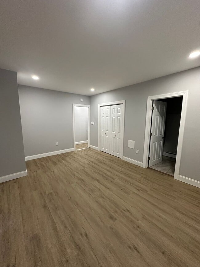 Building Photo - 1604 E Macdade Blvd