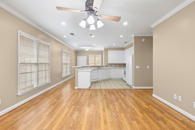 Building Photo - 1620 Over Cup Cir