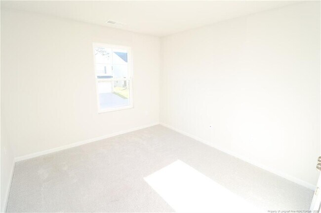 Building Photo - 5711 Woodlawn Dr