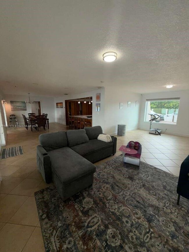 Building Photo - 8700 SW 19th Terrace