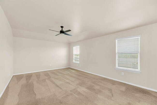 Building Photo - 18125 Ryegate Dr