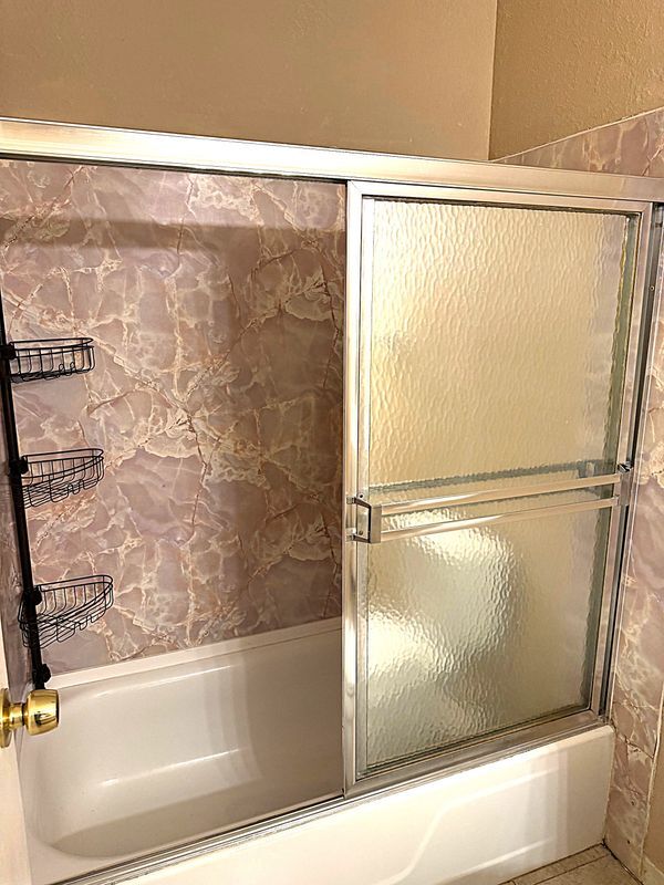 Building Photo - 420 E Blueridge Ave