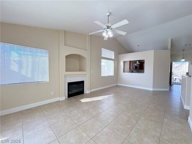 Building Photo - 1613 Crystal Chimes Dr