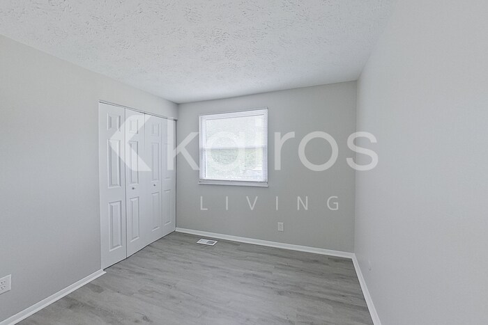 Building Photo - 10301 Starhaven Cir