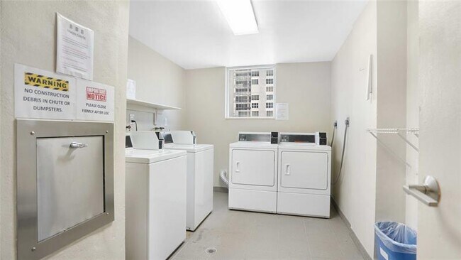 Building Photo - 4250 Galt Ocean Dr