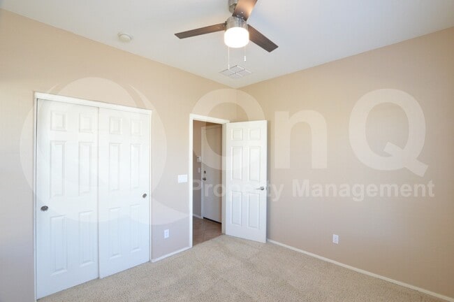 Building Photo - 3371 E Canary Way