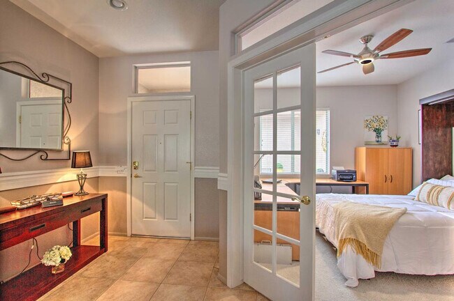 Building Photo - 17824 N Stone Haven Dr