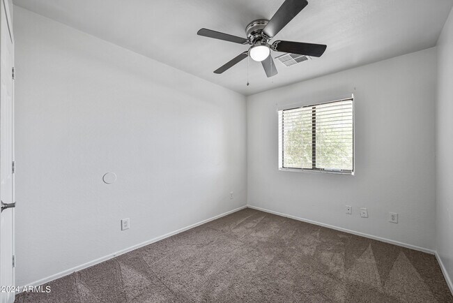 Building Photo - 5010 N 22nd Ave