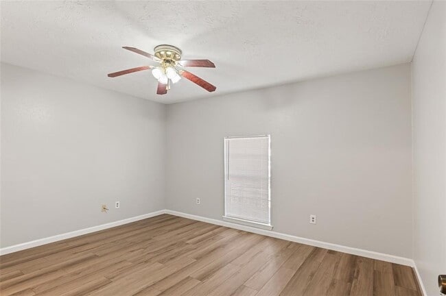 Building Photo - 10306 King Ranch Ln
