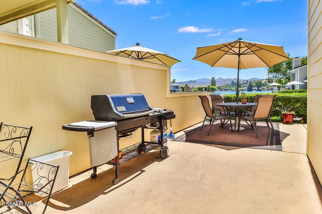 Building Photo - 1208 Westlake Blvd