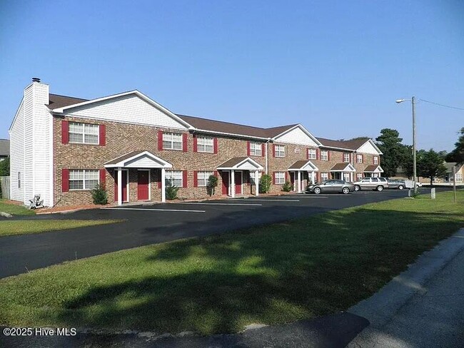 Primary Photo - 121 Bonner Ave