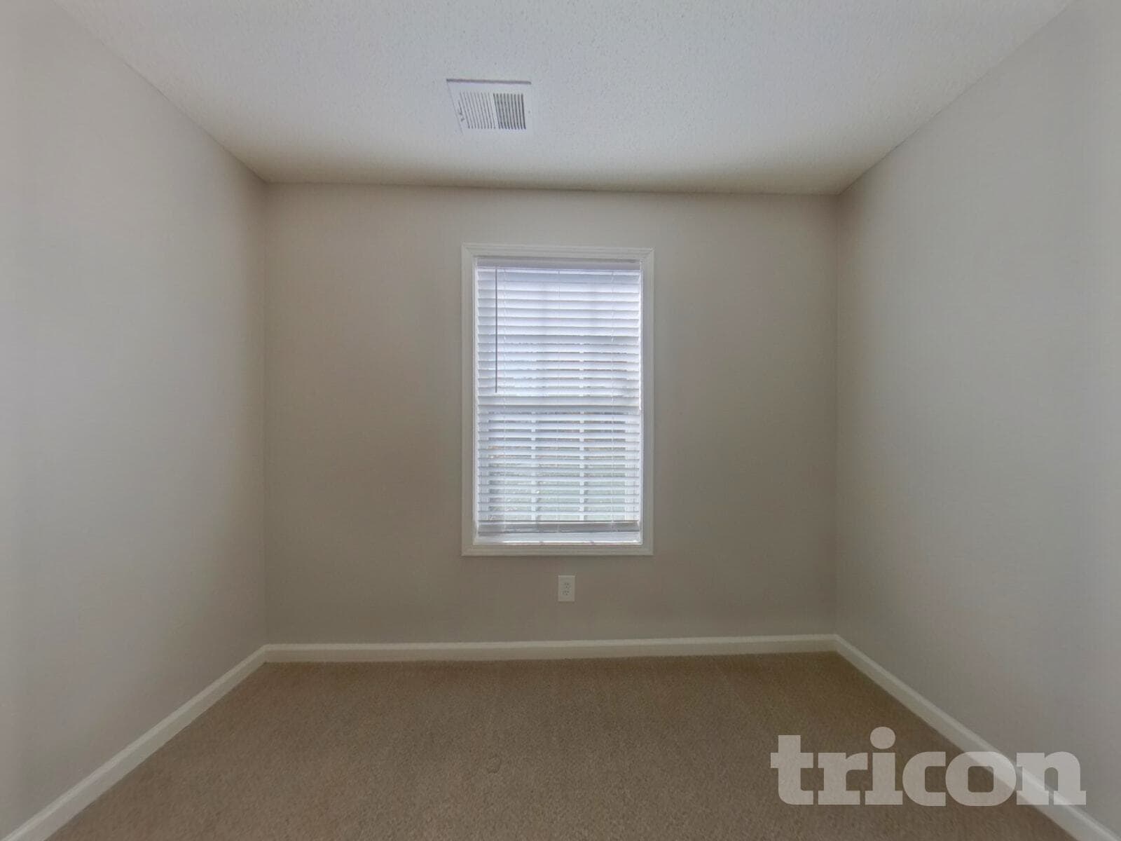 Building Photo - 299 Greystone Cir