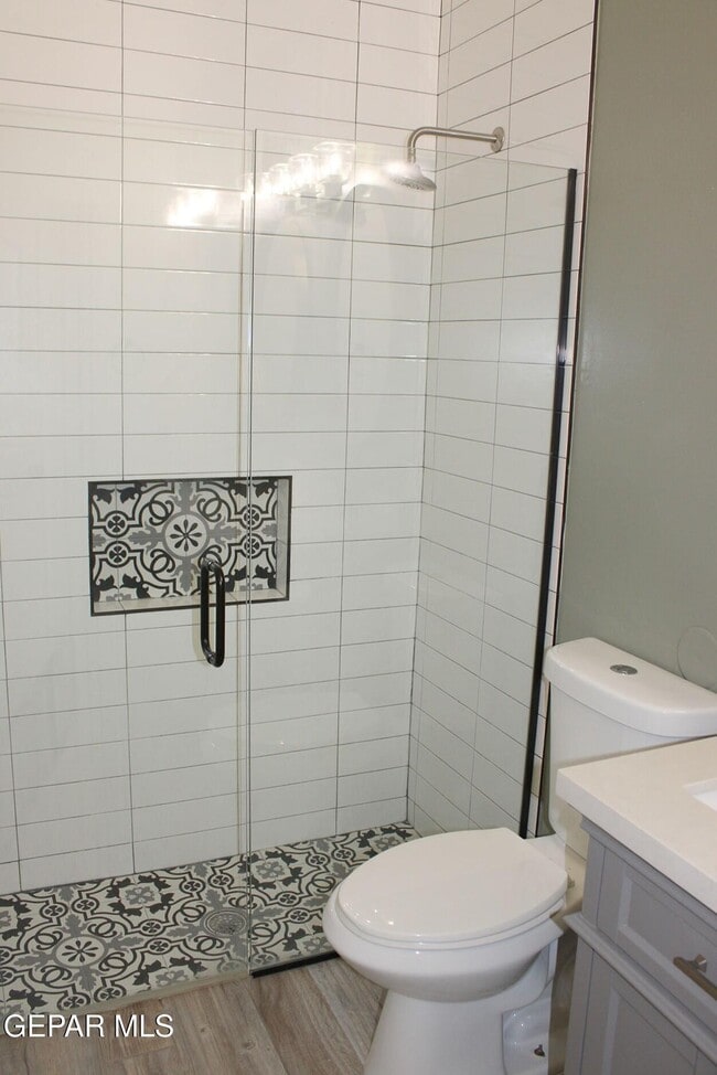 Building Photo - 12225 Rathmore Dr
