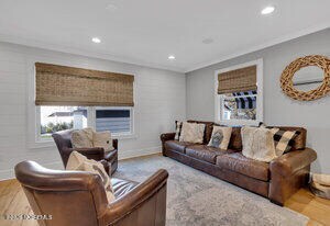 Building Photo - 111 Sanborn Ave