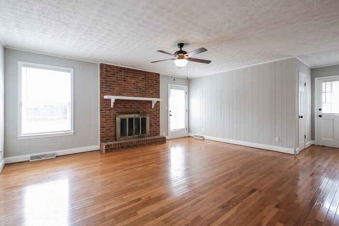 Building Photo - 118 Newgate Dr