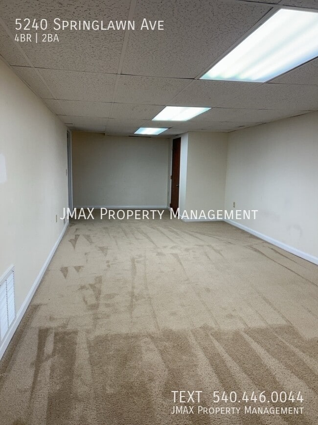 Building Photo - 5240 Springlawn Avenue