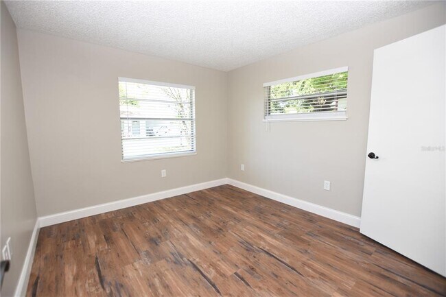 Building Photo - 1224 Waterview Blvd E