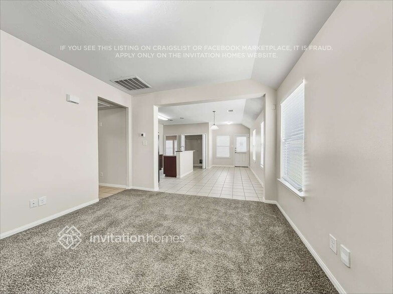Building Photo - 5907 Deep S Dr