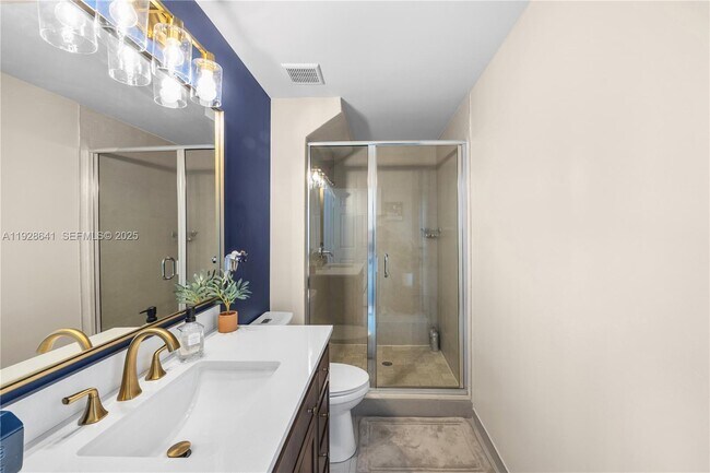 Building Photo - 10470 NW 69th Terrace