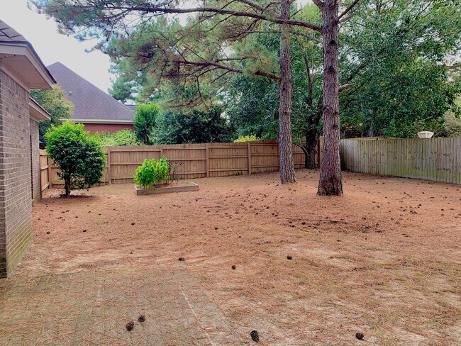 Building Photo - Spacious Home in Mill Creek