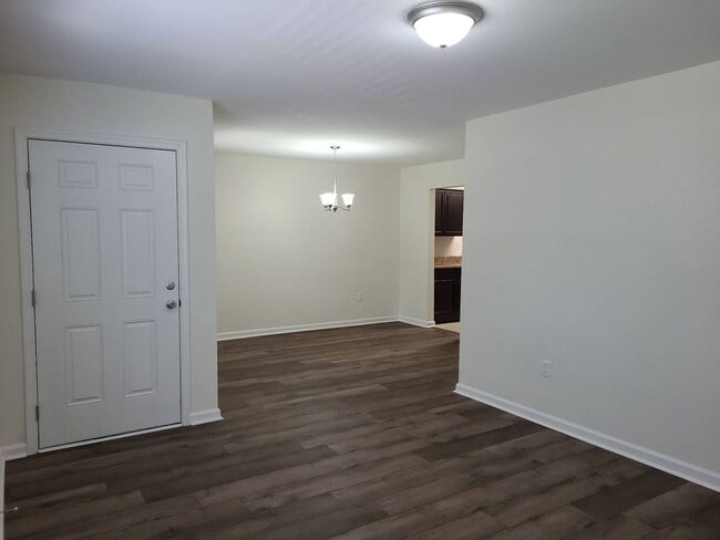 Building Photo - 6032 Brookwood Dr