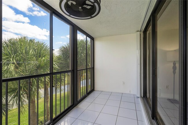 Building Photo - 16100 Golf Club Rd