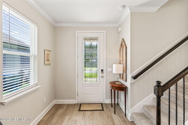 Building Photo - 121 Thistleton Wy