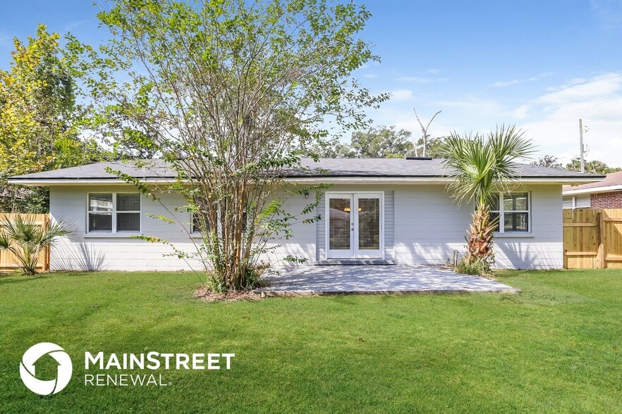 Building Photo - 1217 Brookmont Ave E